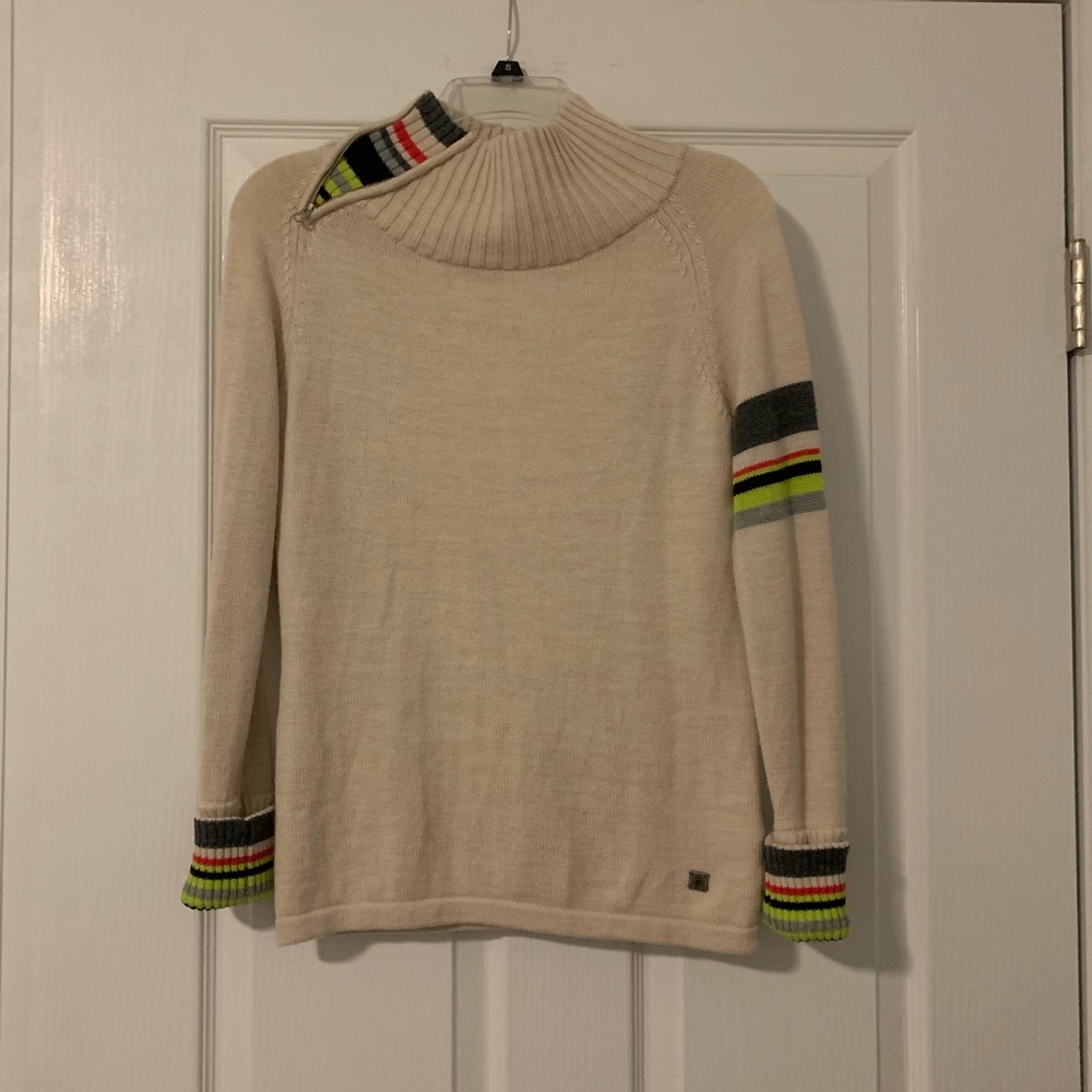 Smartwool women’s beige sweater, size M, zip neck stripe